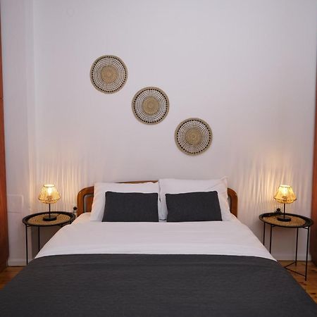 “The Elysian” City Center Apartment Thessaloníki Exteriör bild